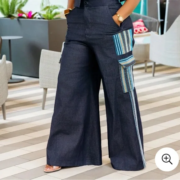 Lux by Elior - Wide-Leg Denim Pants with Striped Accents - Picture 2 of 5